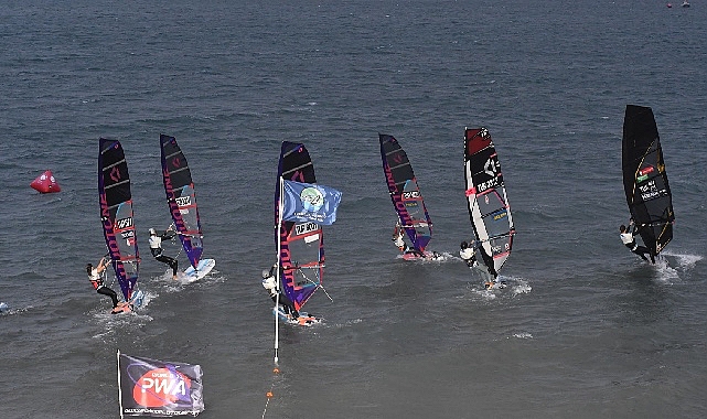 ‘Alaçatı Wind Fest’ Açılış Kortejiyle Başlıyor