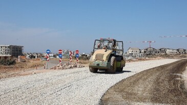 Altıntaş Bölgesine Kıymet Katacak Yeni Yollar Açılıyor