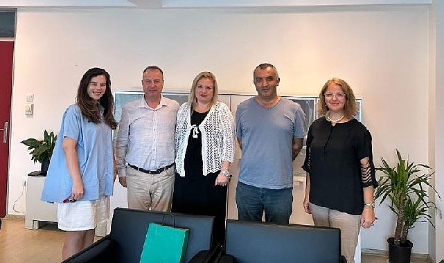 Ege Üniversitesi Eğitim Bilimleri Enstitüsü Milletlerarasılaşma Teşebbüslerini Sürdürüyor