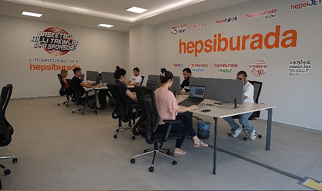 Hepsiburada, Zelzele Bölgesinde 6 Ayda 1700 Yeni Teşebbüsçü ve 1,9 Milyar TL’lik Ticaret Hacmi Oluşturdu