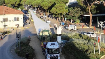 Ödemiş’te Dev Rüzgâr Kanatları Kent Merkezinden Geçti; Lider Eriş “Çevre Yolu” için Davette Bulundu