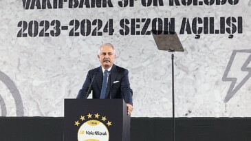 VakıfBank, Cumhuriyetimizin 100. Yılında da Dorukta Olmak için Yeni Döneme Başlıyor