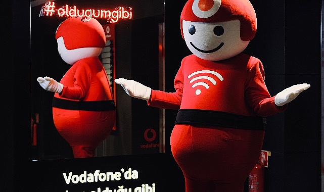 Vodafone’un Dijital Kahramanı TOBi Artık Konuşarak da Hizmet Verecek