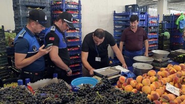 Zabıta Grupları Pazar Kontrolü Gerçekleştirdi