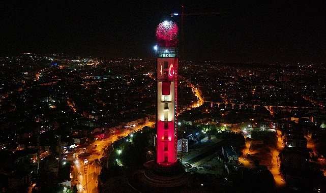 Atatürk Ankara Cumhuriyet Kulesi’nde 100. Yıla özel süper ışıklandırma