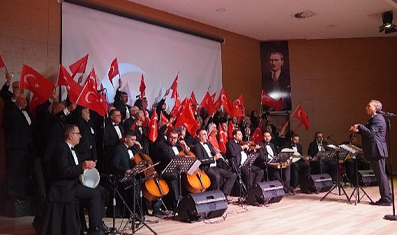 Atatürk’ün sevdiği yapıtlarla cumhuriyet coşkusu yaşandı