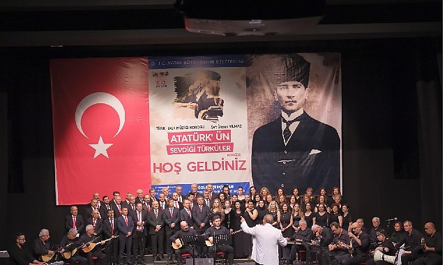 Aydın Büyükşehir Belediyesi, Cumhuriyet’in 100. yılında Atatürk’ün sevdiği türküler konserini izleyicilerle buluşturdu