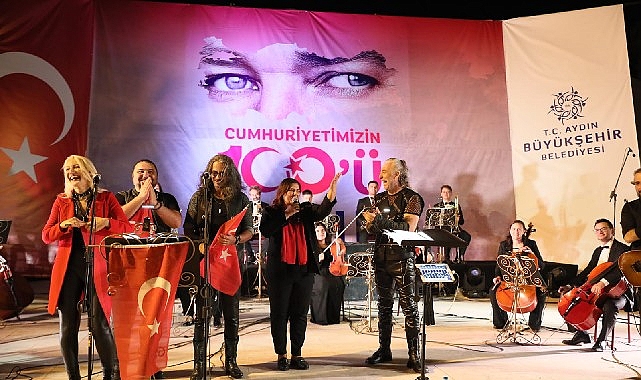 Aydınlılar Senforock’la coştu