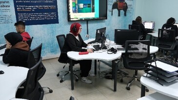 Beş Bin 200 Öğrenci Ders Başı Yaptı