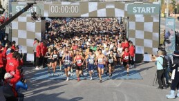 Binlerce Atlet 2. Milletlerarası Konya Yarı Maratonu’nda “İyilik” İçin Koştu