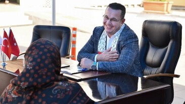 Bu makam odasının duvarı sevgi, kapısı beğenilen muhabbet