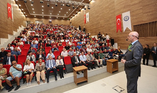 Büyükşehir Erol Mütercimler Söyleşisi’ne Ağır İlgi