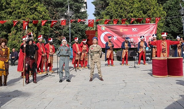 Cumhuriyetimizin 100. Yıl Etkinliklerinde Meydan Mehteran ve Umay Asenaların