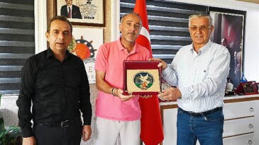 Dünya Barış Kupası 8. Milletlerarası Masterler Futbol Turnuvası