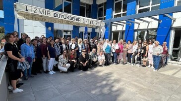 Göğüs kanserine karşı farkındalık eğitimi