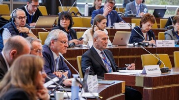 İzmir Büyükşehir Belediye Lideri Soyer Bölgeler Meclisi Başkanlığı’na aday