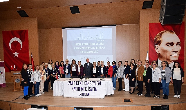 İzmir Kent Kurulları Bayan Meclisleri Birliği Karabağlar’da Toplandı