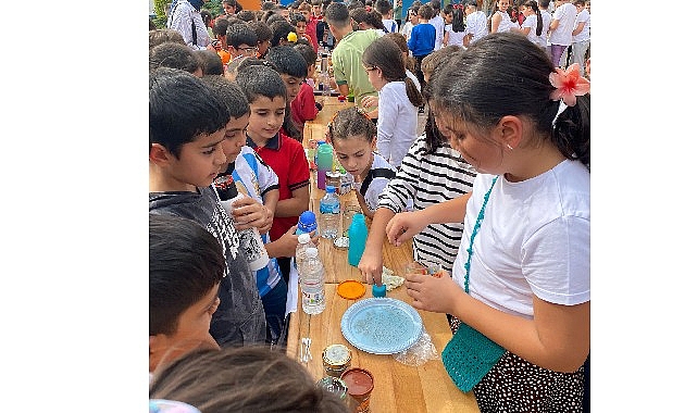 İzmir Vilayet Ulusal Eğitim Müdürlüğü 100.Yılda 100 Bilim Aktifliği Gerçekleştirildi