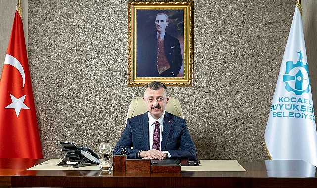 Kocaeli Büyükşehir : Cumhuriyetimizin 100 yılı kutlu olsun