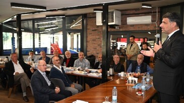 Kocaman Cami Dernek Liderleriyle Bir Ortaya Geldi