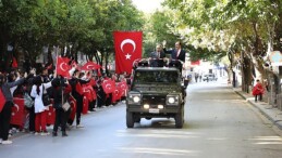 Konya Büyükşehir Konya’nın Caddelerini Ulu Bayrağımızla Donattı