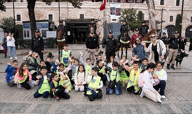 ‘Küçük Kâşifler’ İstanbul’un Tarihi Yarımadasını Keşfetti