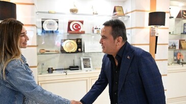 Lider Böcek’e dünya rekortmeni Şahika Ercümen’den ziyaret