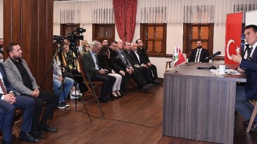 Lider Dündar: “İsrail’in Yaptığı Katliama Avrupa’dan Ses Çıkmıyor”