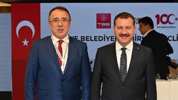 Lider Savran, Ankara’da tbb meclis toplantısına katıldı
