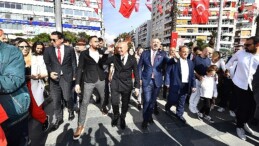 Lider Soyer: “Biz İzmir’iz biz Cumhuriyetiz”