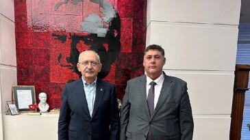 Lider V. Özkan Kılıçdaroğlu İle Bir Ortaya Geldi, Takviyesini Lisana Getirdi