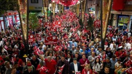 Menemen’de cumhuriyet kutlamaları fark yarattı