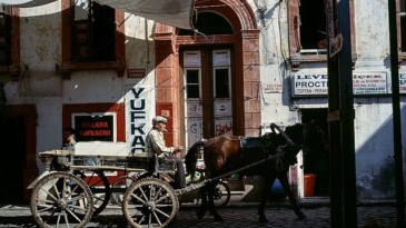 ORTA GÜLER ARŞİVİNDEN AYVALIK FOTOĞRAFLARI GÜN YÜZÜNE ÇIKIYOR