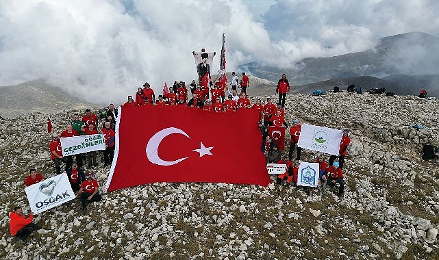 Osmangazili dağcıların ‘100. Yıl’ tepe tırmanışı