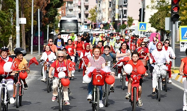 Pedallar cumhuriyet için çevrildi