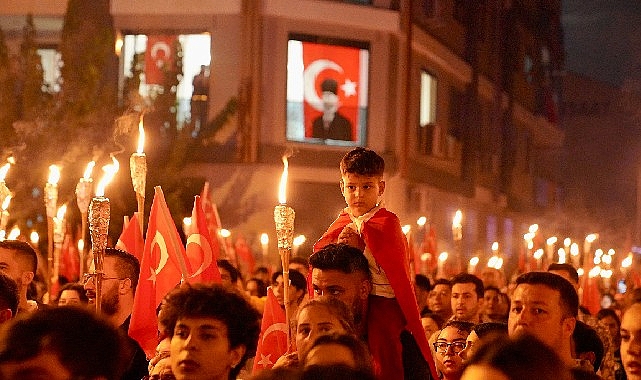 Seferihisar fener alayıyla aydınlandı