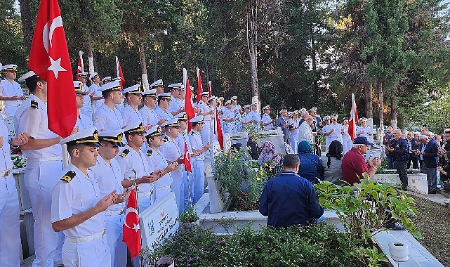 Şehit Deniz Akdeniz Kabri Başında Dualarla Anıldı