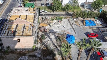 “Tarihi Üçüz Bina” Yine Hayat Buluyor!