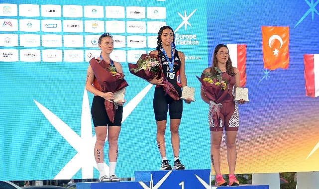 Yenişehir Avrupa Triatlon Kupası’nda ulusal triatlet Selinay Tuğçe Kır altın madalya kazandı