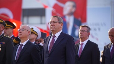 Atatürk ayvalık’ta hasretle anıldı