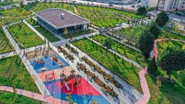 Büyükşehir’den Derince Millet Bahçesi’ne kıraathane