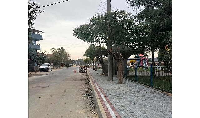 Büyükşehir’den Kartepe’de üstyapıya devam