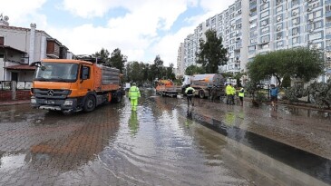 Denizin yine yükselme riskine karşı teyakkuz sürüyor