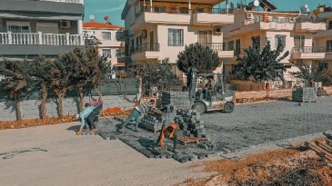 Didim’de yol çalışmaları devam ediyor