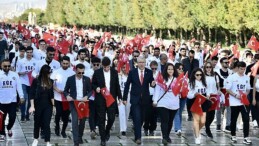 Ege Üniversitesi Heyeti, Cumhuriyetin 100 Yılında Atatürk’ün huzurunda