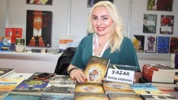 Funda Akosman, TÜYAP’ta okurlarıyla buluştu