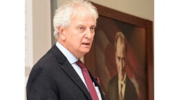 Geleceğe sağlam adımlarla yürüyebilmemiz için tek yol, Atatürk’ün yoludur