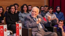 İlber Ortaylı : Atatürk öngörülü bir dehaydı