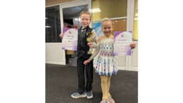 İzmirli sportmenler buzdan üç madalya çıkardı