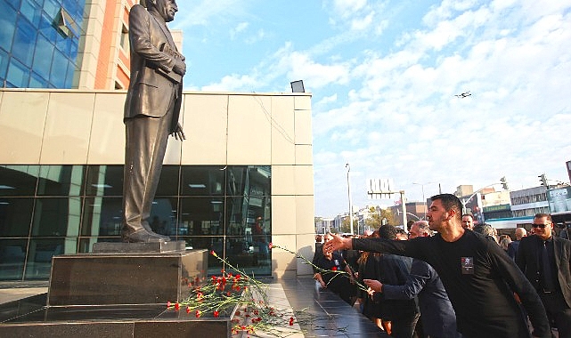 Karabağlar’dan Ata’ya hürmet duruşu